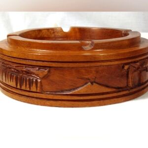 S.C. Vizcarra Vintage Handcrafted Wooden Ashtray Tropical Hut Island Theme